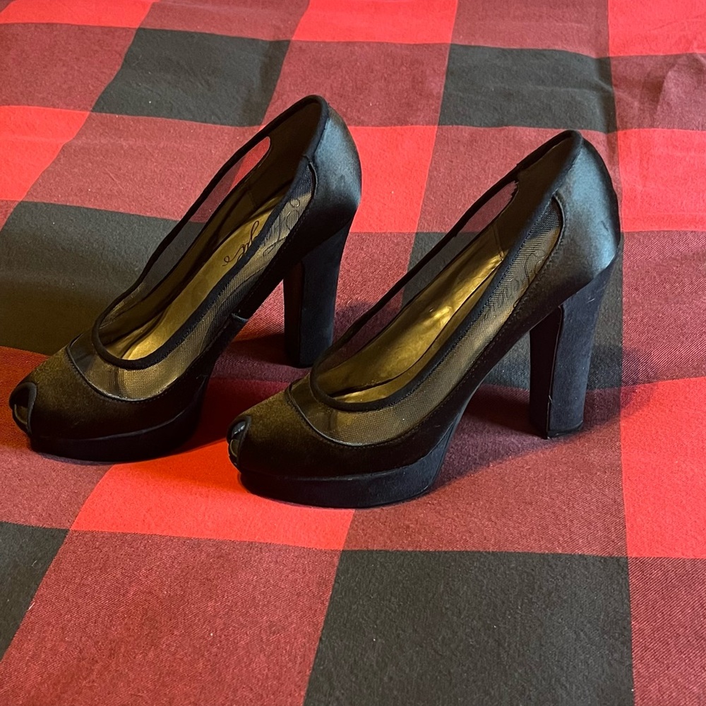 Fergie Elegant Black Peep-Toe Heels